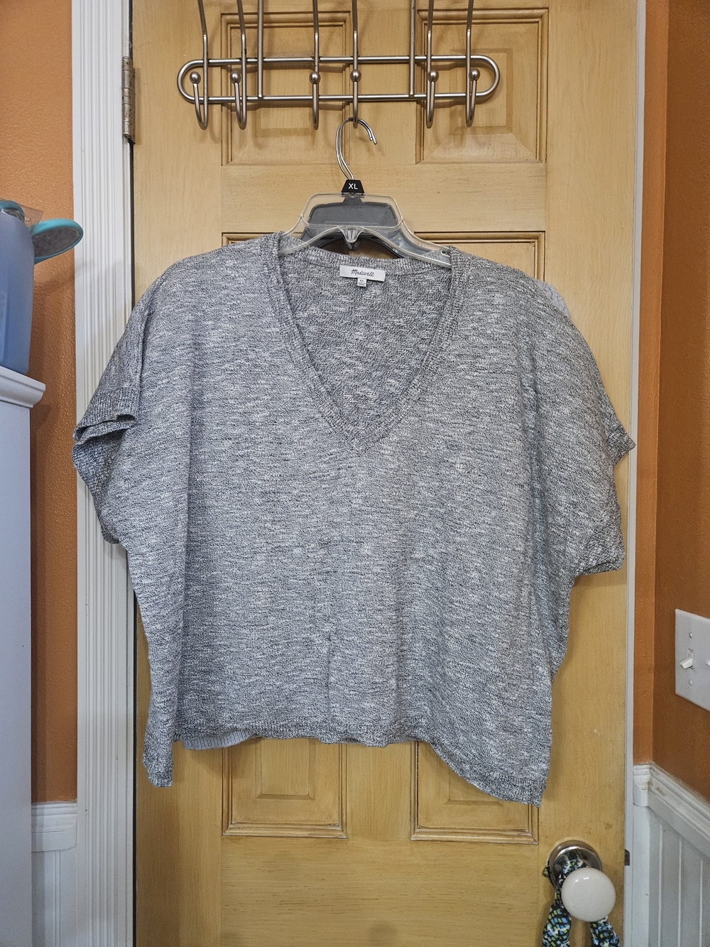 Madewell Gray V-Neck Short Sleeve Sweater